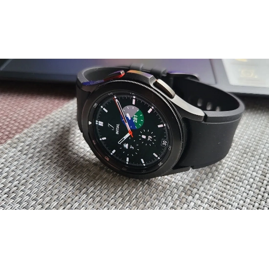 Samsung Galaxy Watch: Какой Выбрать? Ваш Гид по Лучшему Выбору